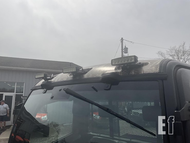 2019-kubota-rtv-x1100c-image-11