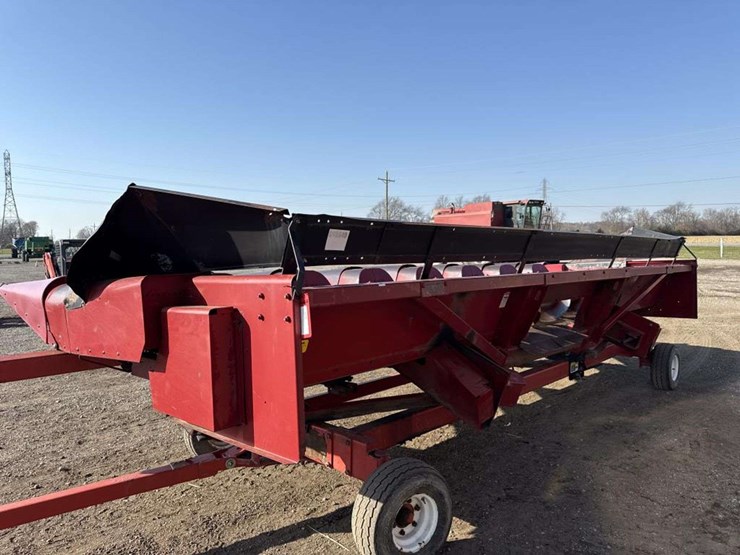 case-ih-1083-image-3