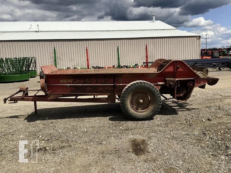 new-holland-327t-image-4