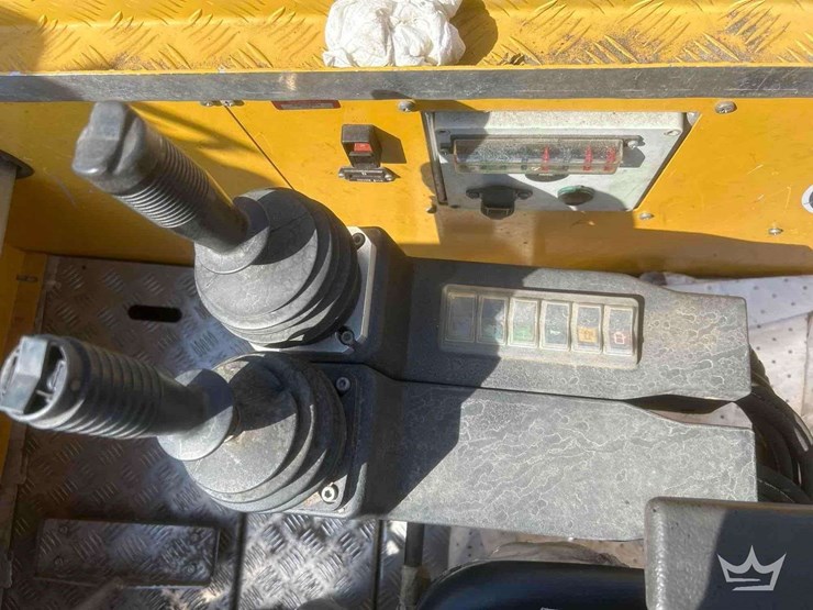 2019-berky-weedo-amphi-king-6450-amphibious-workboat-image-27