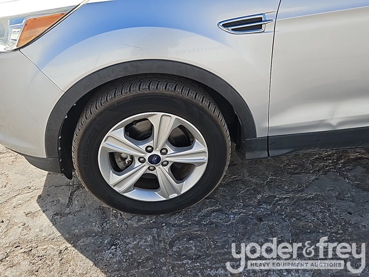 2016-ford-escape-image-11