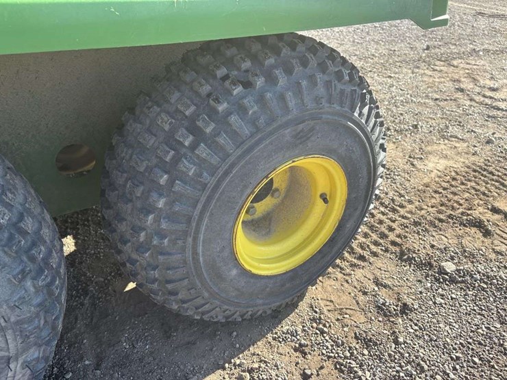 john-deere-gator-image-10