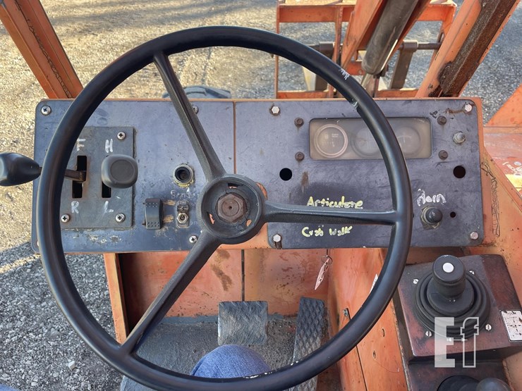 sky-trak-6036-image-13