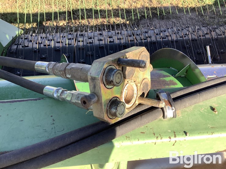 john-deere-212-image-9