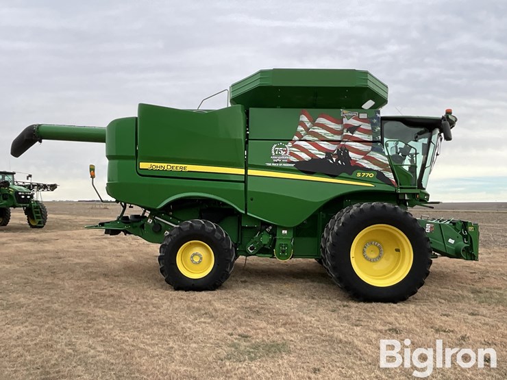 2020-john-deere-s770-image-4