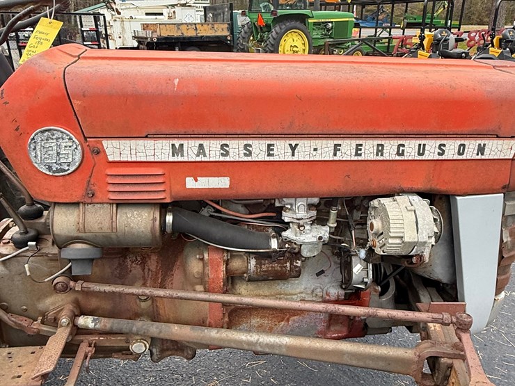 massey-ferguson-135-image-1