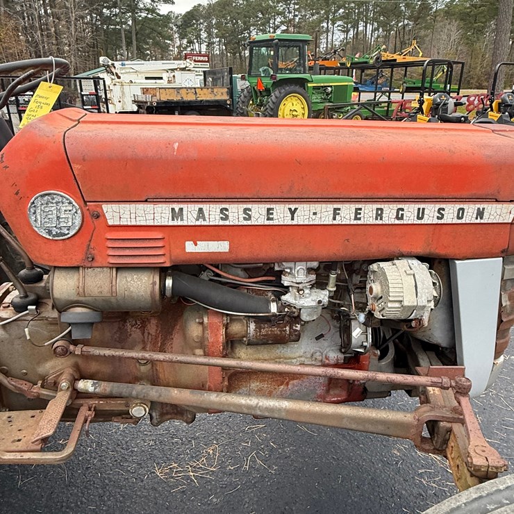 MASSEY-FERGUSON 135