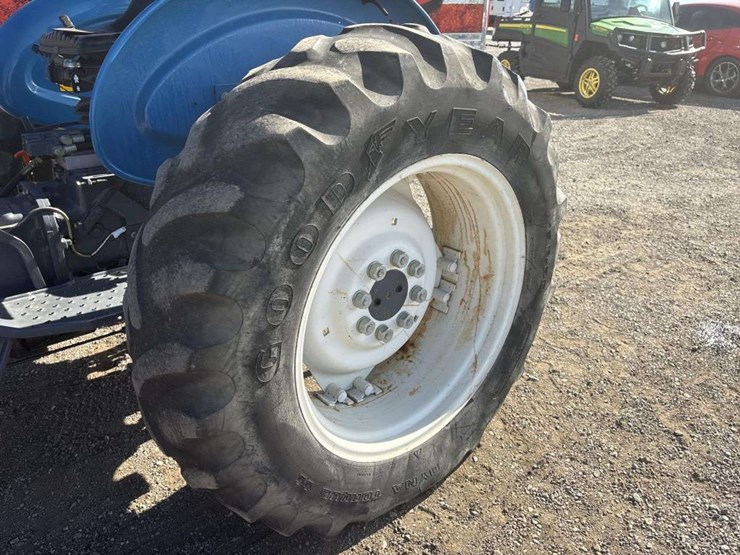 new-holland-3430-image-15