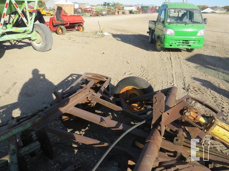 john-deere-8-image-5