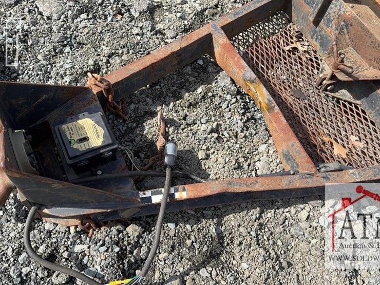 2013-mikes-welding-image-7