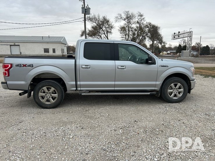 2020-ford-f150-xlt-image-11