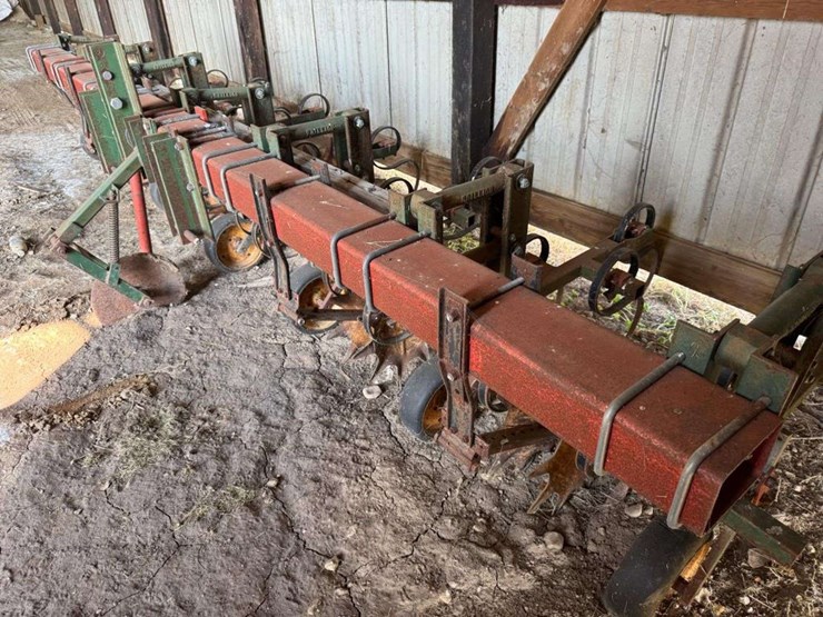 brillion-6-row-cultivator-image-2