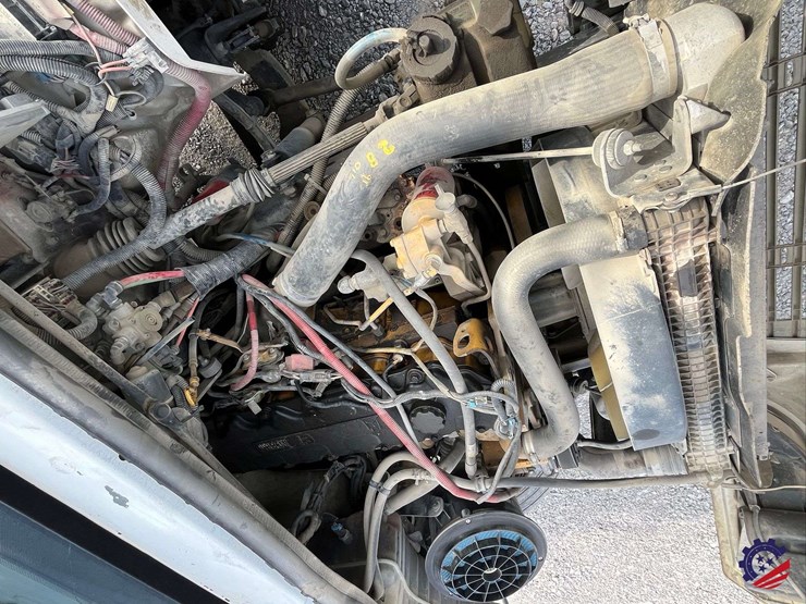 2005-freightliner-m2-business-class-s/a-water-truck-image-47