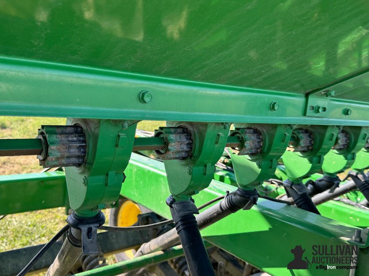 2009-john-deere-1590-image-20
