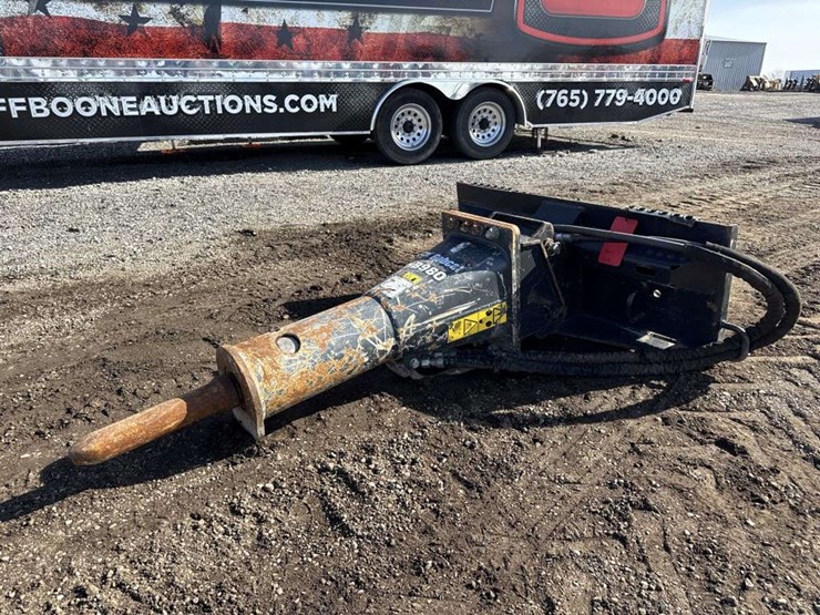 bobcat-hb980-image-1