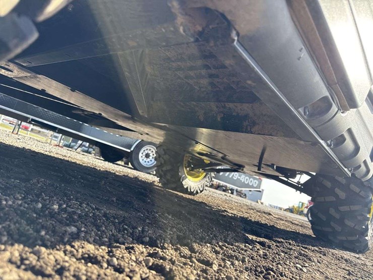 2020-john-deere-2020-image-10