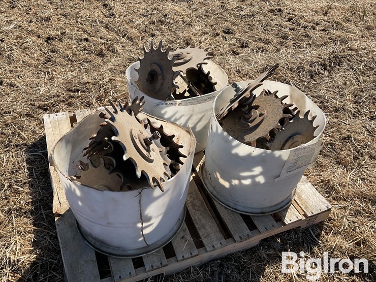 kinze-trash-whips-image-4