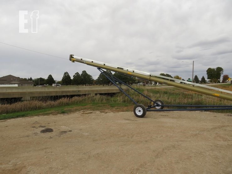 harvest-international-t842-image-2