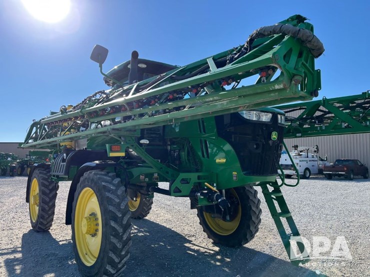2019-john-deere-r4038-image-29
