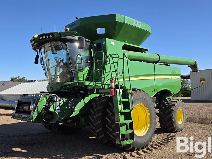 2018-john-deere-s780-image-1
