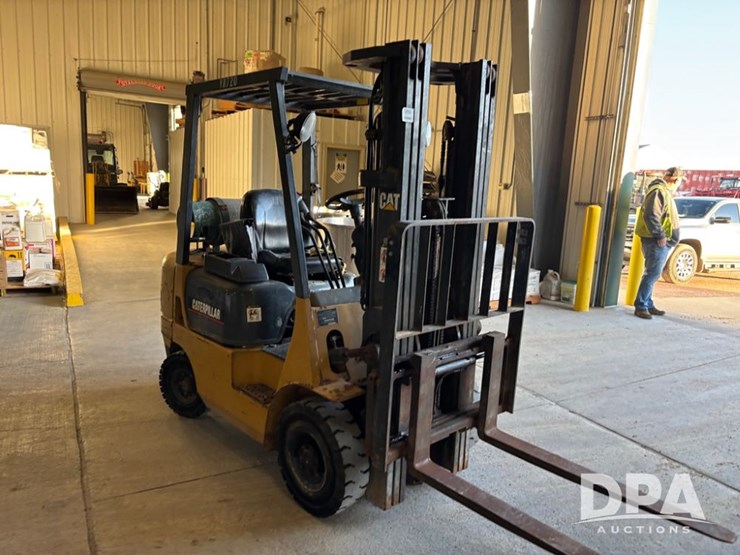 cat-forklift-(dr12686-unit-86425)-image-5