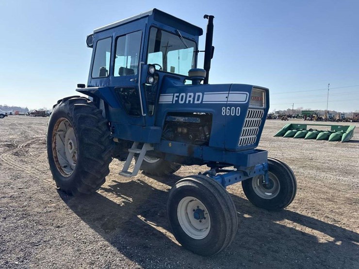 ford-8600-image-6