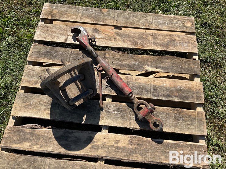 international-1206-image-8