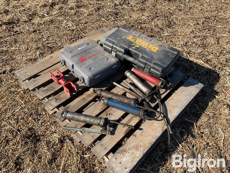 cordless-tools-/grease-gun-pallet-image-7