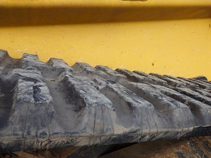 2018-deere-333g-image-17