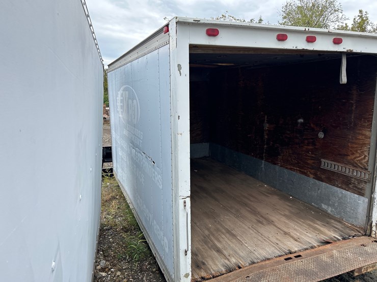 #80-•-14’-truck-body-image-3