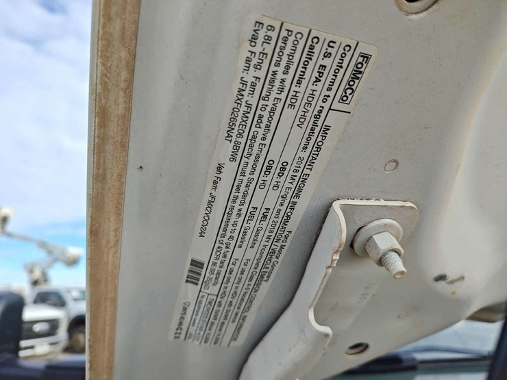 2018-ford-f550-image-18