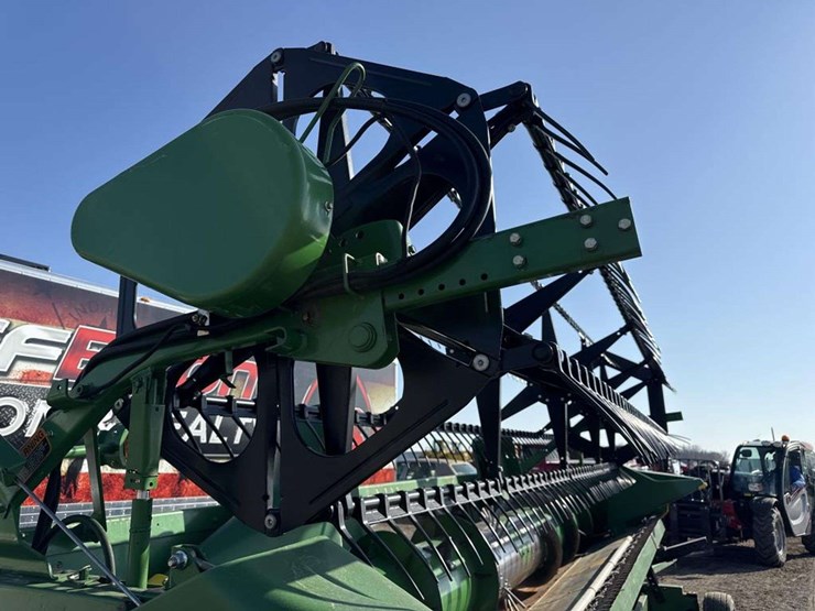 john-deere-918-image-11