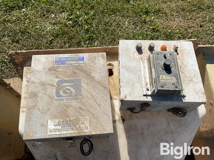 pallet-of-exhaust-fans-image-9