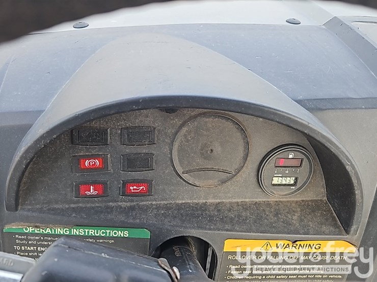 2019-club-car-carryall-1700-image-201