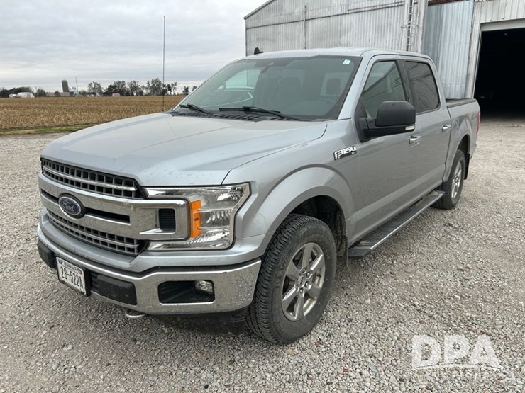 2020-ford-f150-xlt-image-1