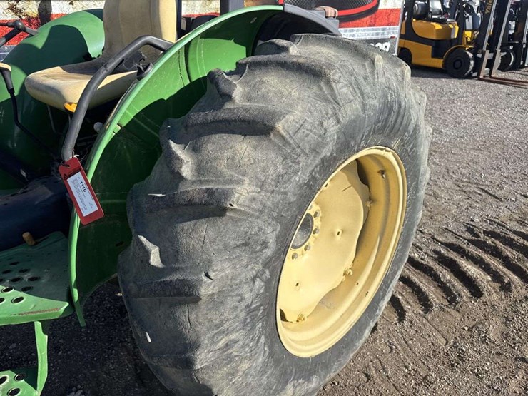 john-deere-5105-image-11