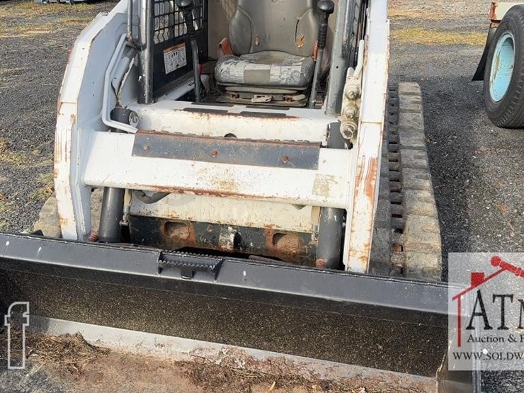 2008-bobcat-t190-image-8