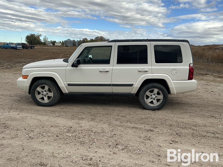 2008-jeep-commander-image-8