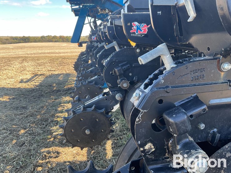 2012-kinze-3660-image-14