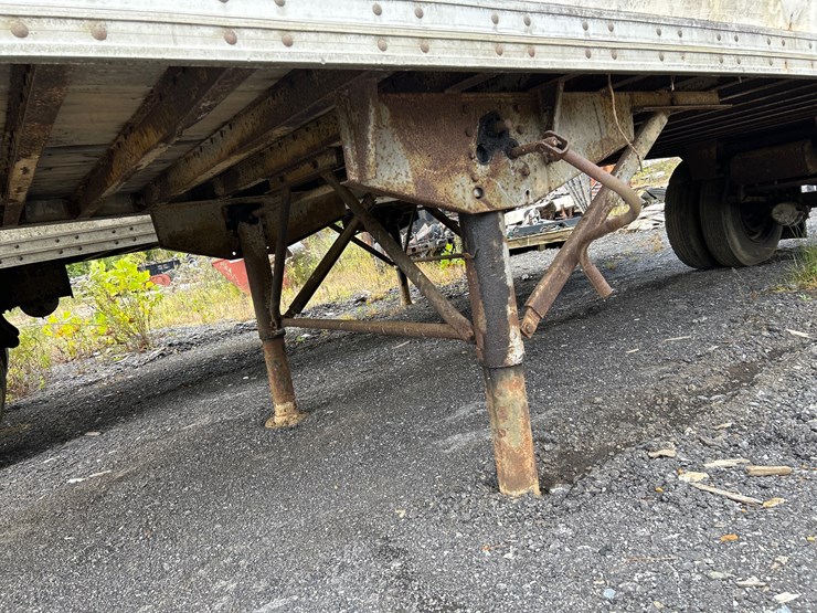 #75-•-28ft-van-trailer-image-5