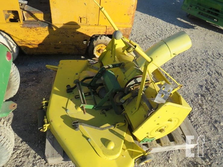 john-deere-110-image-5