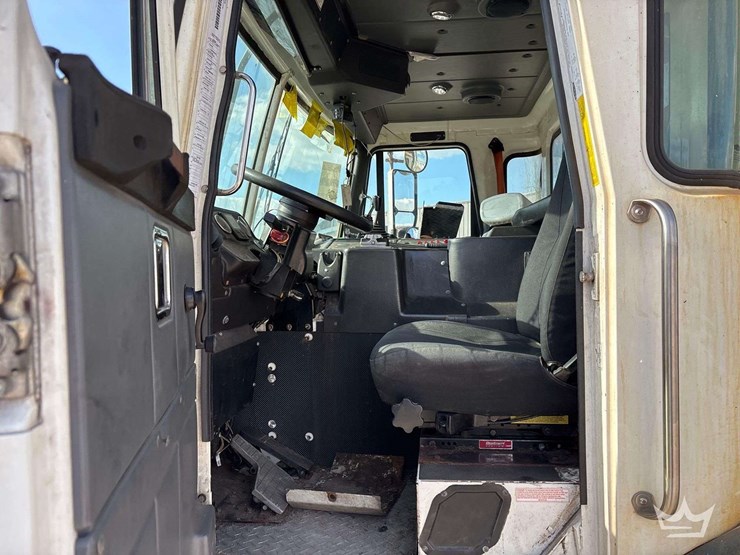 2017-autocar-xpeditor-image-8