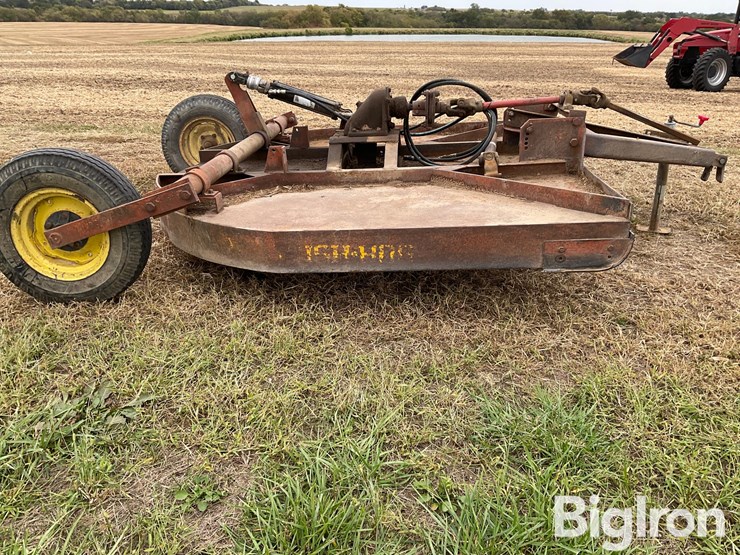 bush-hog-7'-rotary-shredder-image-4