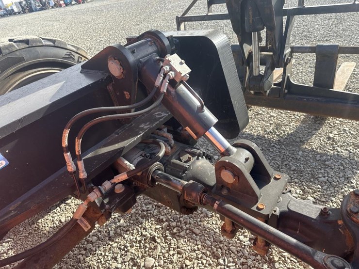 2015-jlg-g6-42a-image-19