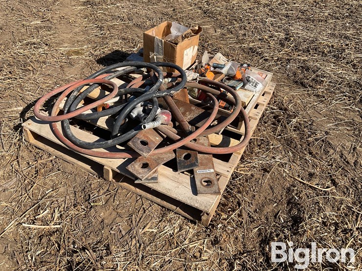 pallet-of-misc-equipment-parts-image-1