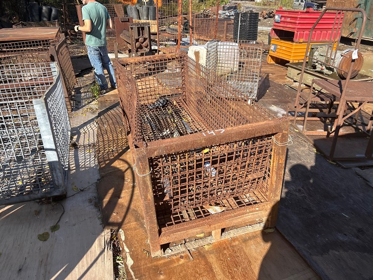 #147-•-36”-x-88”-steel-crate-image-2