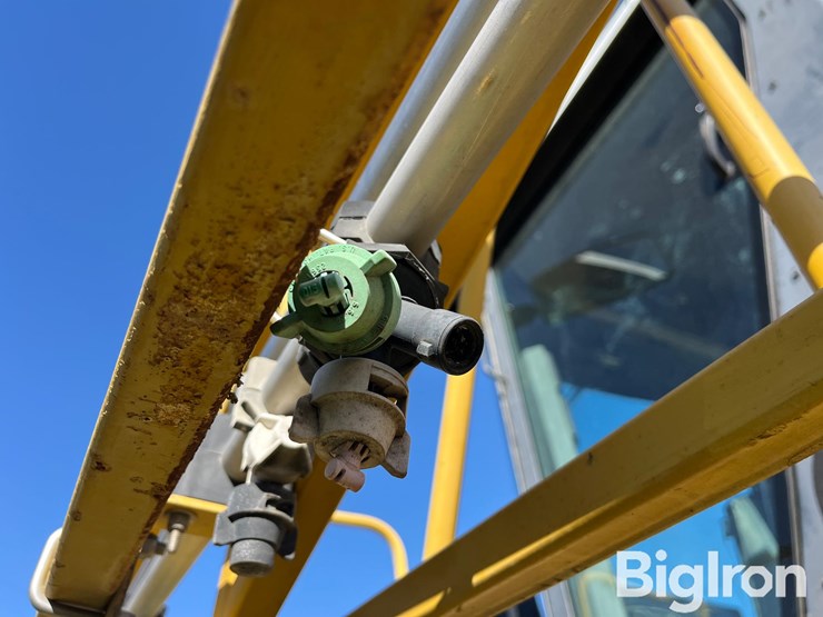 ag-chem-rogator-664-image-18