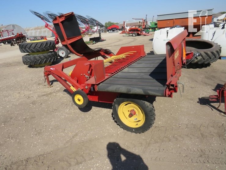 new-holland-166-image-5