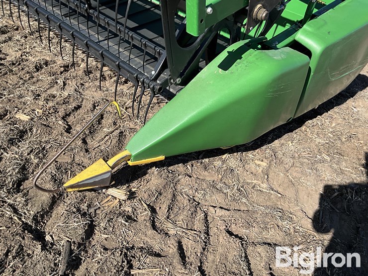 2012-john-deere-635fd-image-11