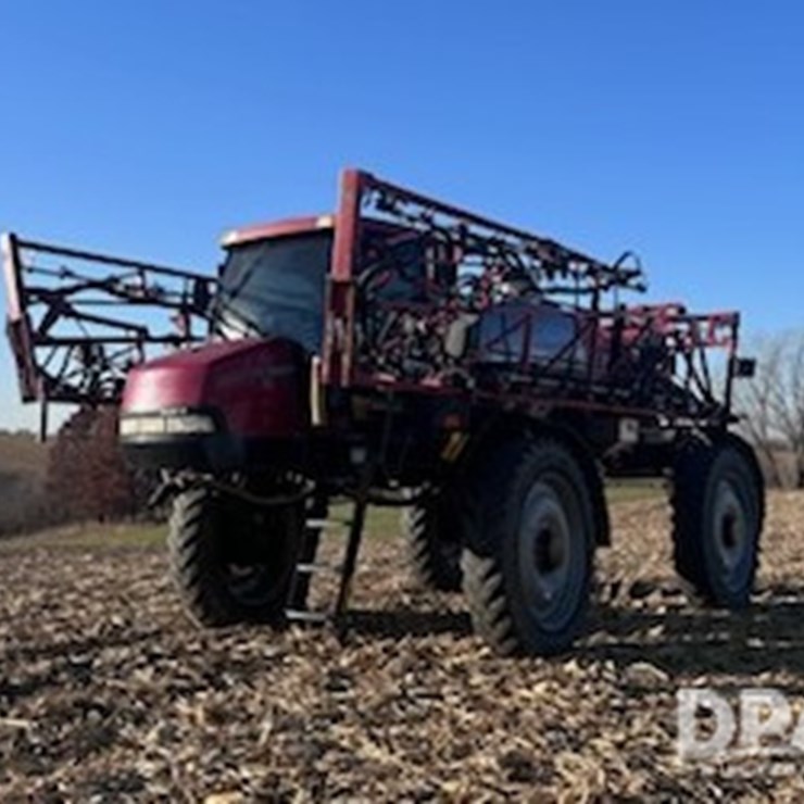 2011 CASE IH PATRIOT 3330